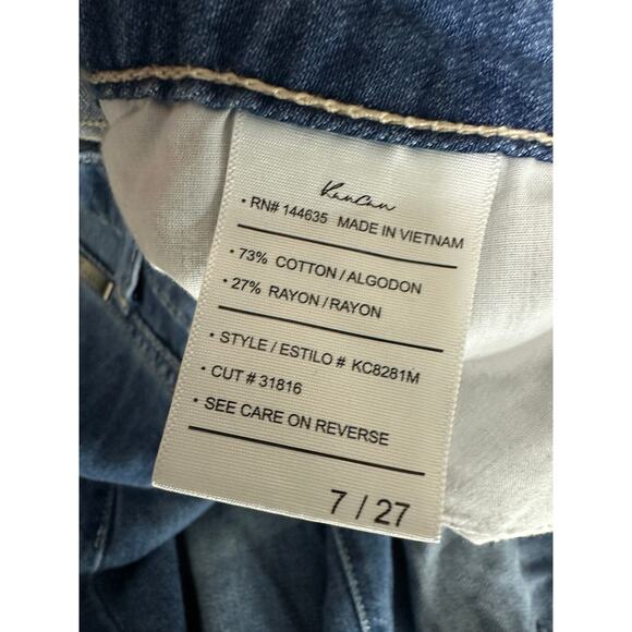 KanCan Women Boyfriend Relaxed Denim Jeans Size 7/27 Distressed Mid Rise STretch - Picture 8 of 10